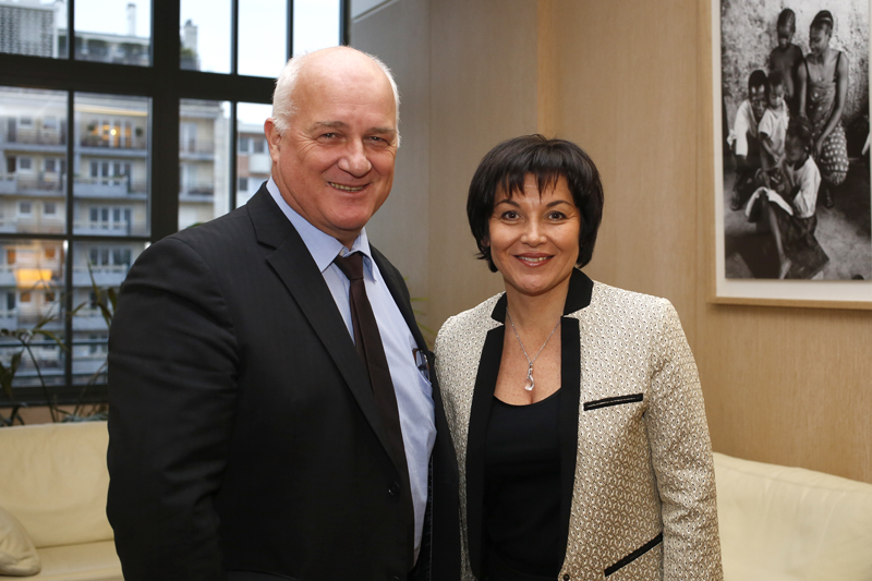 rencontre économique canada france