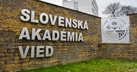 Illust: Académie Slovaque, 51.8 ko, 480x253