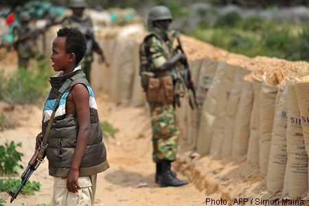 Francia se moviliza en la protección de los niños en los conflictos armados (AFP/Simon Maina)
