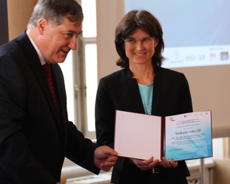 Illust: Remise du prix. (...), 54.1 ko, 448x359