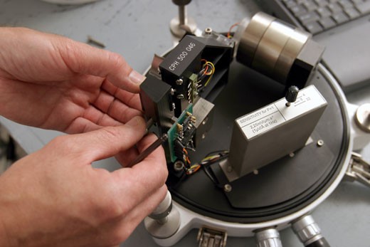 Mise au point d’un sismomètre dans les laboratoires du CEA / CEA