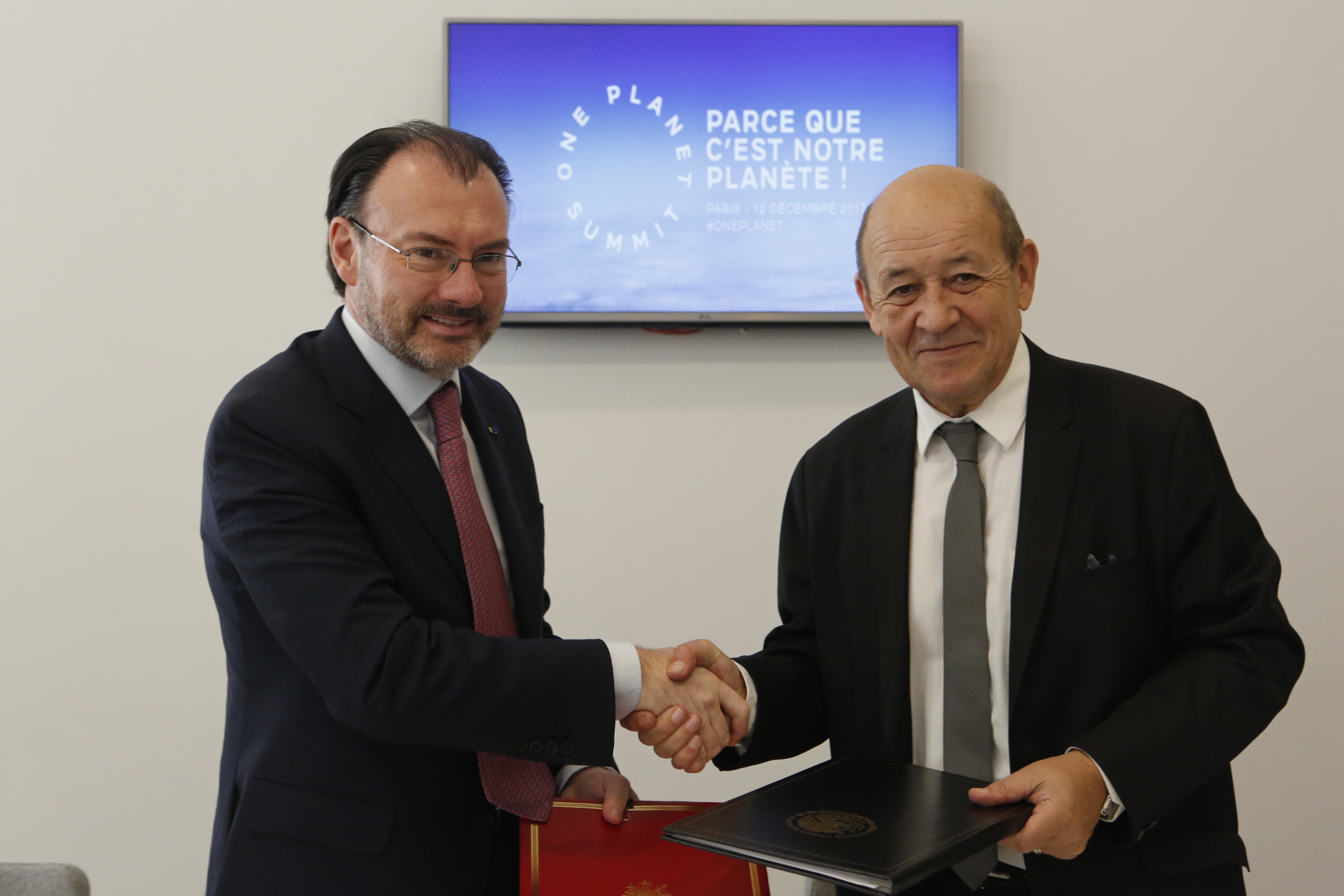 Signature de la Déclaration d'intention sur l'Initiative franco-mexicaine pour l'adaptation et la résilience au changement climatique dans les Caraïbes