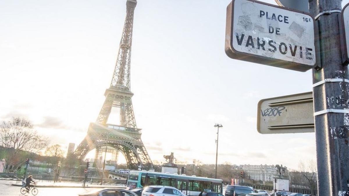 Place de Varsovie - Paris