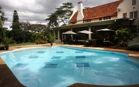 Image Diaporama - Résidence de France à Nairobi : piscine - Photo (...)