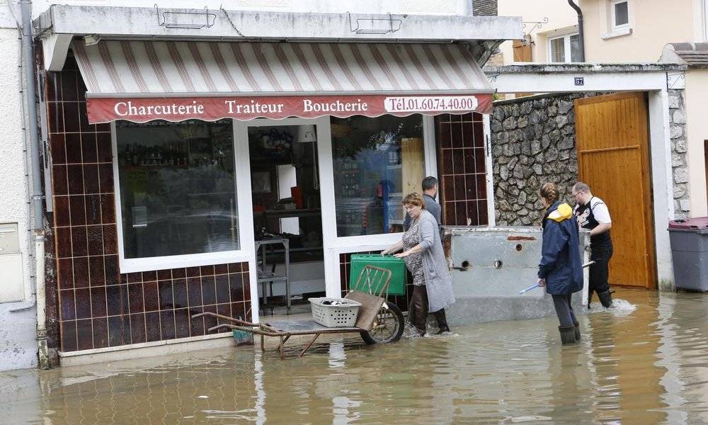 Image Diaporama - Habitants et commerçants de Saint-Mammes (...)