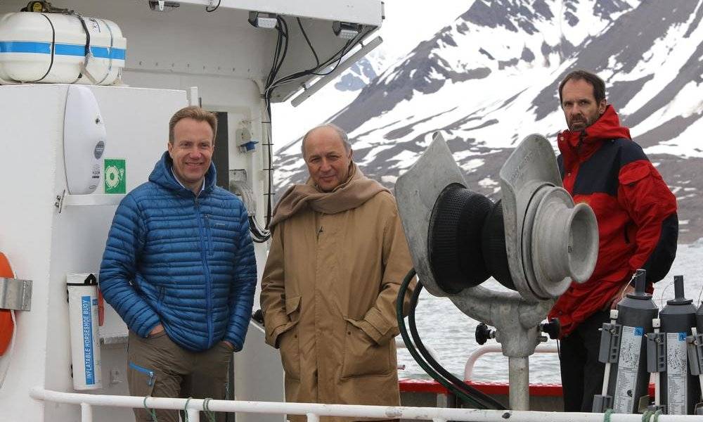 Image Diaporama - Déplacement de Laurent Fabius, MAEDI, dans (...)