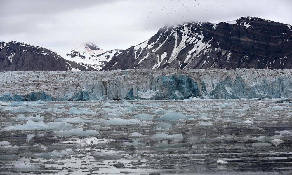Image Diaporama - Glacier sur l'île du Spitzberg (mi-chemin entre (...)
