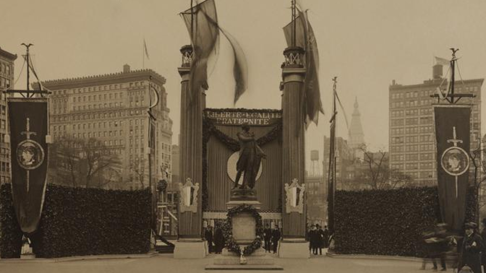 Illust: Statue of Lafayette, 664.5&nbsp;kb, 1200x675