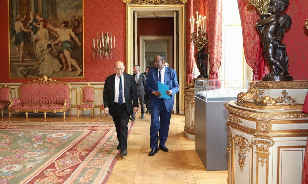 Image Diaporama - Jean-Yves Le Drian, ministre de l'Europe et (...)