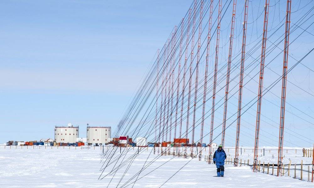 Image Diaporama - Champ d'antennes du projet SuperDARN
