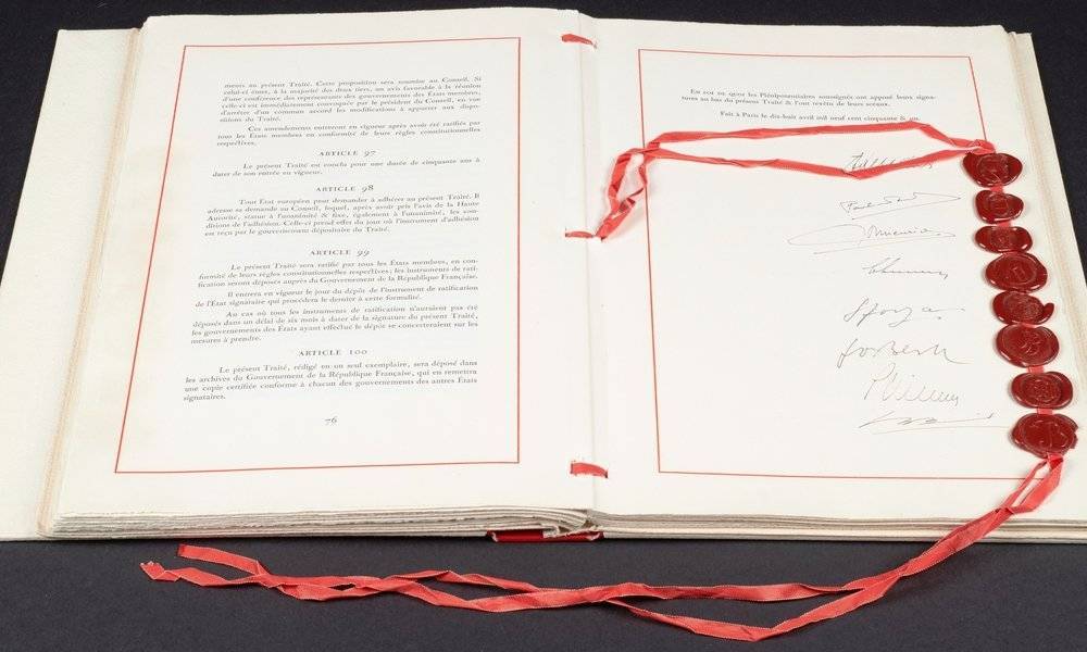 Slideshow - Traité instituant la Communauté européenne du (...)