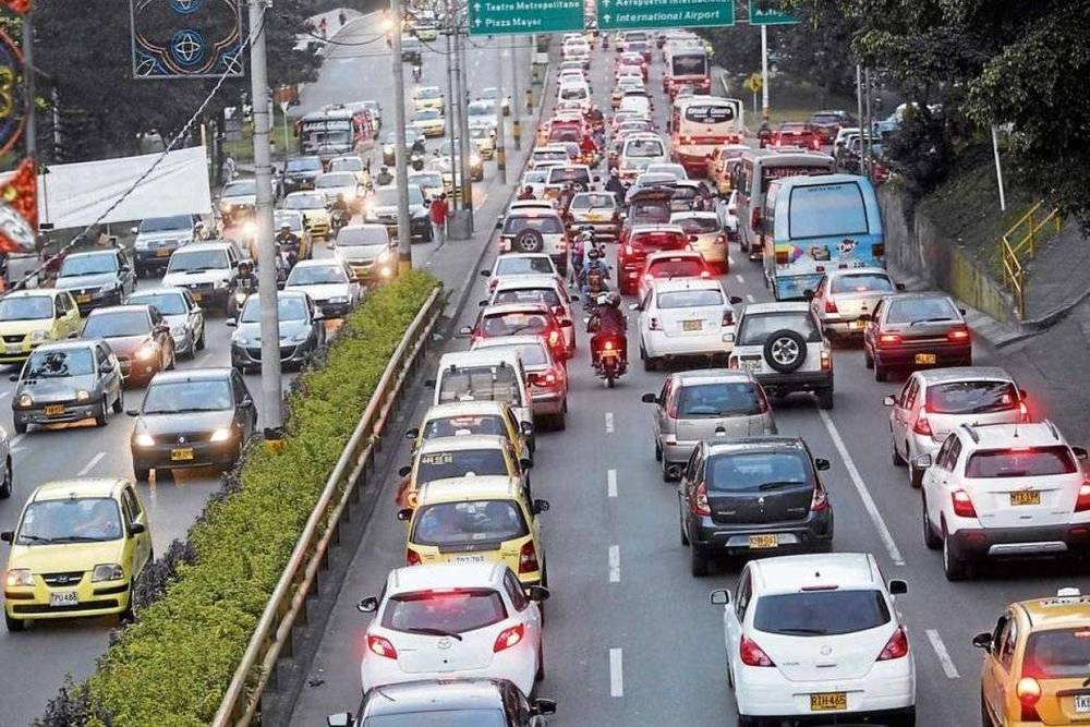 Image Diaporama - La congestion urbaine à Medellín. Photo : (...)