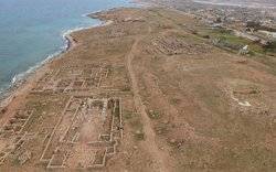 Image Diaporama - 1. Site antique d'Apollonia-Susa. Photo : (...)