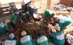 Image Diaporama - Tri et valorisation des déchets à Ouagadougou. (...)