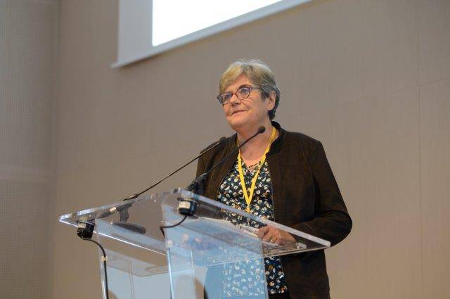 Illust: Mme Michèle Lebrault,, 24.2 ko, 640x425