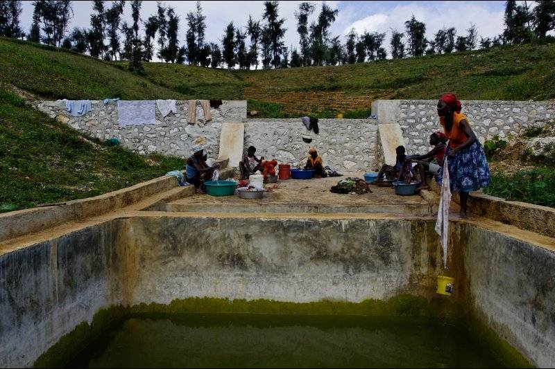 Image Diaporama - Aménagement des bassins versants – Citerne de (...)